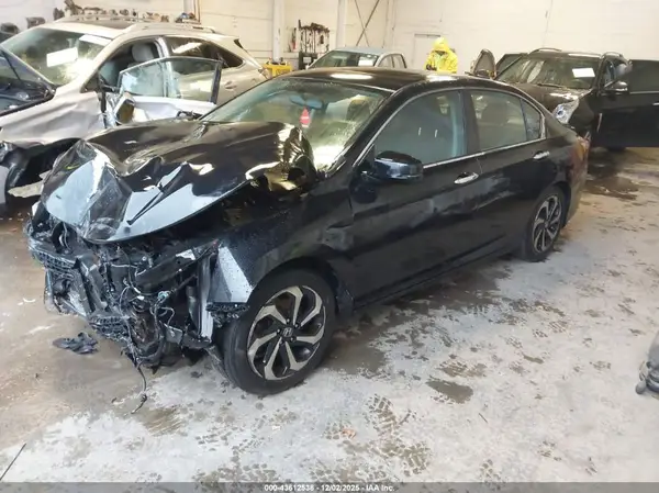 1HGCR2F74GA097583 2016 HONDA ACCORD - Image 2