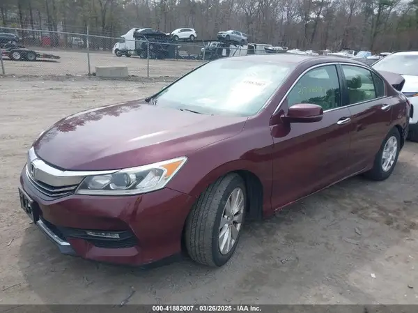1HGCR2F74HA000349 2017 HONDA ACCORD - Image 2