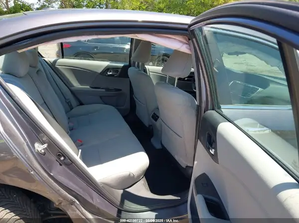 1HGCR2F74HA002361 2017 HONDA ACCORD - Image 8