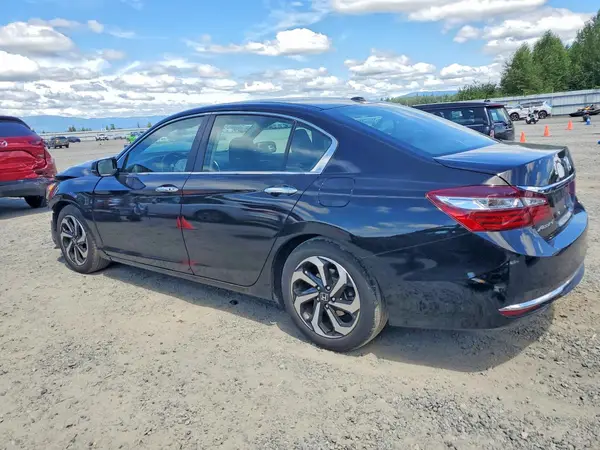 1HGCR2F74HA035733 2017 HONDA ACCORD - Image 2