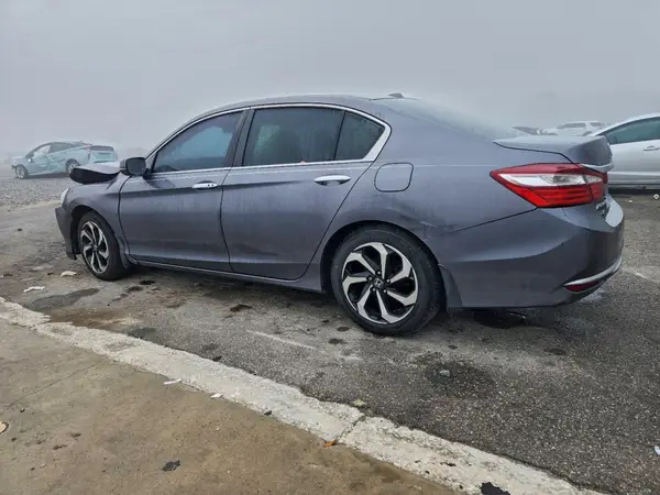 1HGCR2F74HA049759 2017 HONDA ACCORD - Image 2