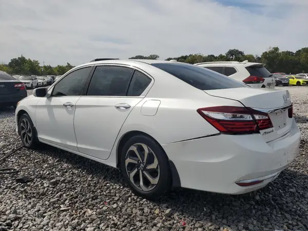 1HGCR2F74HA064732 2017 HONDA ACCORD - Image 2