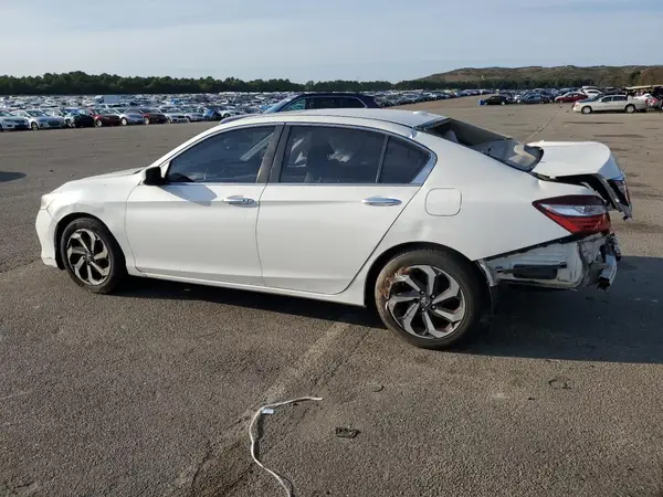 1HGCR2F74HA091817 2017 HONDA ACCORD - Image 2