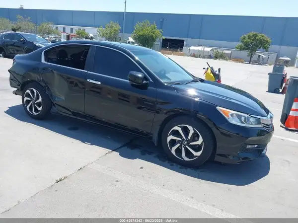 1HGCR2F74HA150901 2017 HONDA ACCORD - Image 1