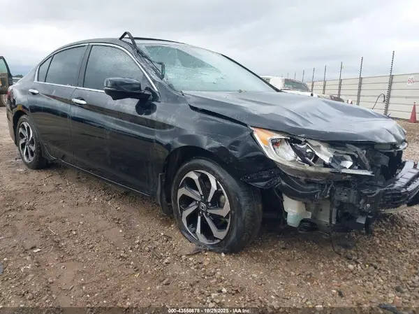 1HGCR2F74HA175622 2017 HONDA ACCORD - Image 1