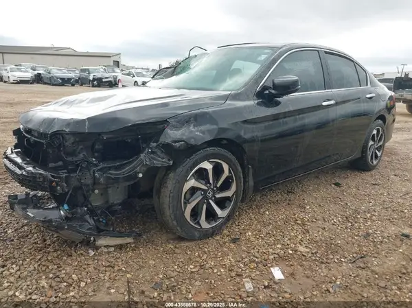 1HGCR2F74HA175622 2017 HONDA ACCORD - Image 2