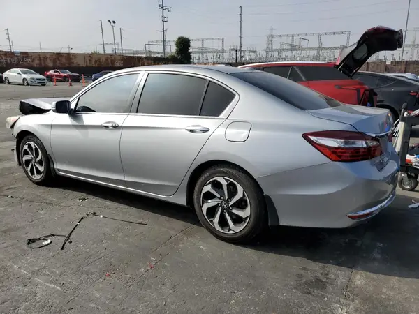 1HGCR2F74HA179797 2017 HONDA ACCORD - Image 2