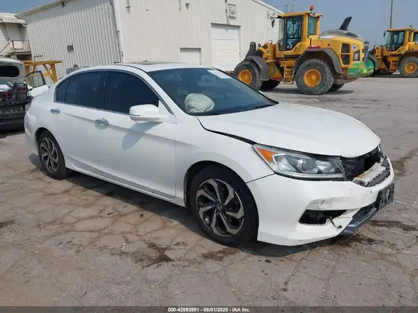 1HGCR2F74HA190461 2017 HONDA ACCORD - Image 1
