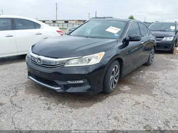 1HGCR2F74HA243790 2017 HONDA ACCORD - Image 2