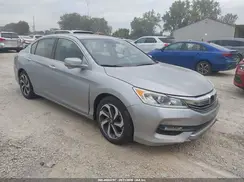1HGCR2F74HA258810 2017 HONDA ACCORD