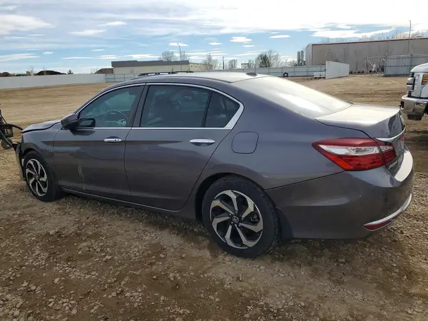 1HGCR2F74HA260198 2017 HONDA ACCORD - Image 2
