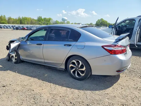 1HGCR2F74HA273968 2017 HONDA ACCORD - Image 2