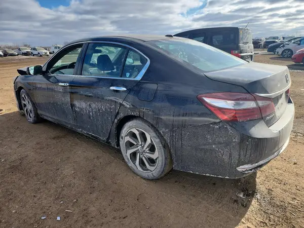 1HGCR2F74HA282721 2017 HONDA ACCORD - Image 2