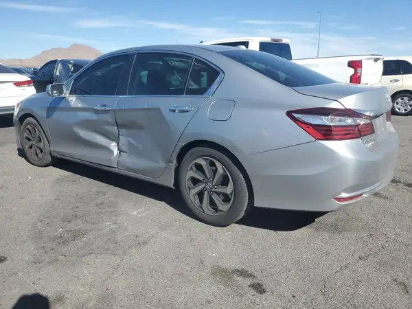 1HGCR2F74HA292844 2017 HONDA ACCORD - Image 2
