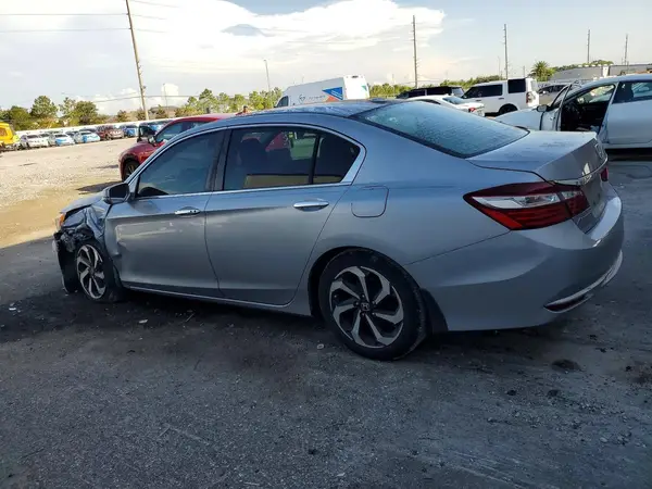 1HGCR2F74HA292858 2017 HONDA ACCORD - Image 2