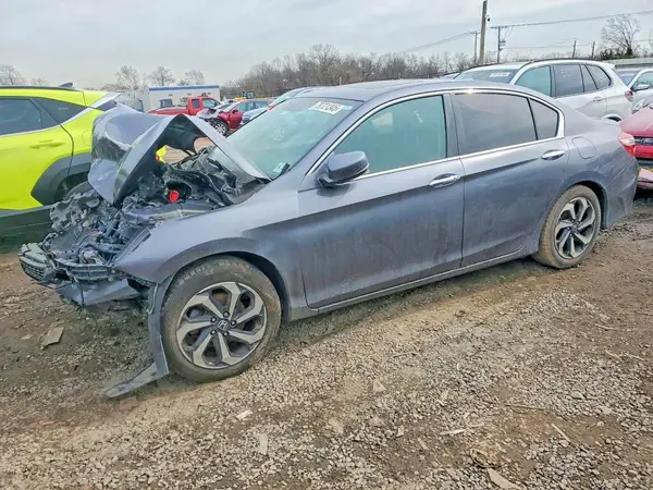 1HGCR2F74HA297977 2017 HONDA ACCORD - Image 2