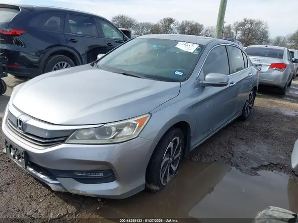 1HGCR2F75GA049817 2016 HONDA ACCORD - Image 2