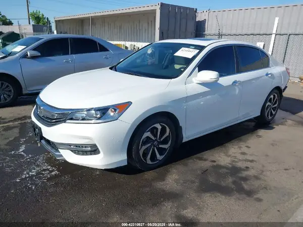 1HGCR2F75GA058131 2016 HONDA ACCORD - Image 2