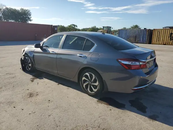 1HGCR2F75HA005205 2017 HONDA ACCORD - Image 2