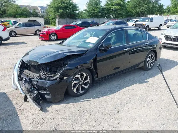 1HGCR2F75HA060740 2017 HONDA ACCORD - Image 2