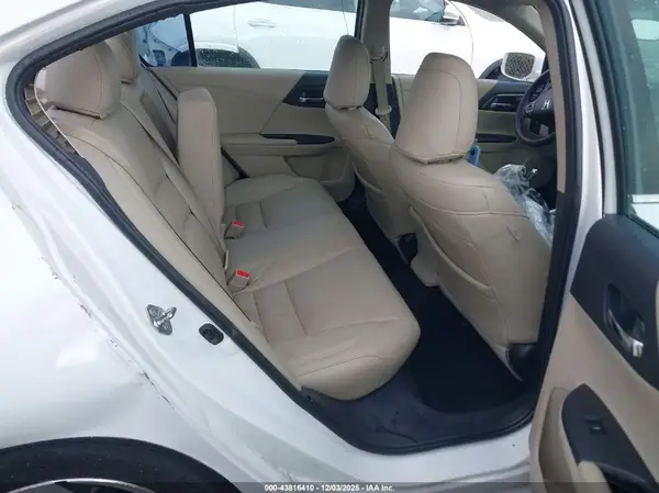 1HGCR2F75HA064691 2017 HONDA ACCORD - Image 8