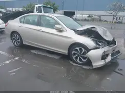 1HGCR2F75HA084116 2017 HONDA ACCORD