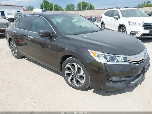1HGCR2F75HA160854 2017 HONDA ACCORD - Image 1