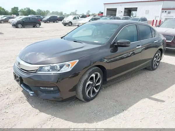 1HGCR2F75HA160854 2017 HONDA ACCORD - Image 2