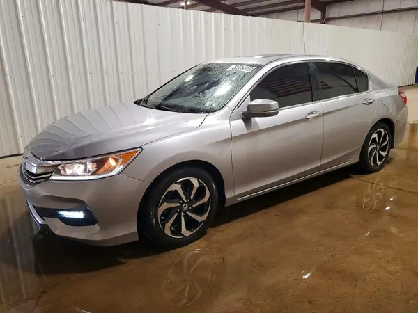 1HGCR2F75HA186502 2017 HONDA ACCORD - Image 1