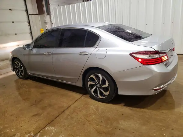 1HGCR2F75HA186502 2017 HONDA ACCORD - Image 2