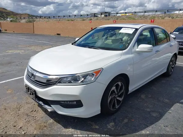 1HGCR2F75HA214833 2017 HONDA ACCORD - Image 2