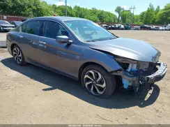 1HGCR2F75HA219952 2017 HONDA ACCORD