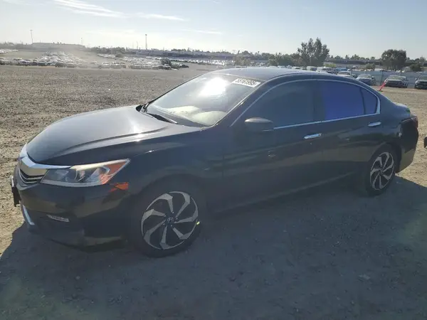 1HGCR2F75HA243779 2017 HONDA ACCORD - Image 1