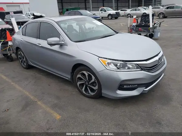 1HGCR2F75HA252417 2017 HONDA ACCORD - Image 1