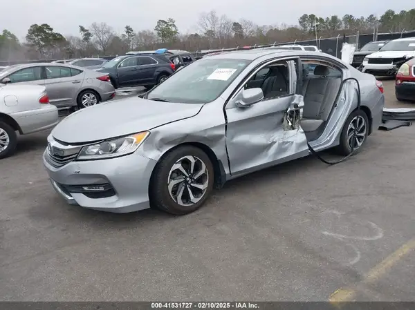 1HGCR2F75HA252417 2017 HONDA ACCORD - Image 2
