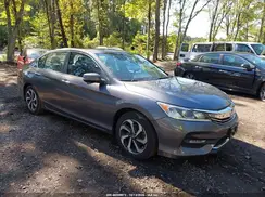 1HGCR2F75HA256810 2017 HONDA ACCORD