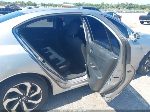 1HGCR2F76GA010881 2016 HONDA ACCORD - Image 8