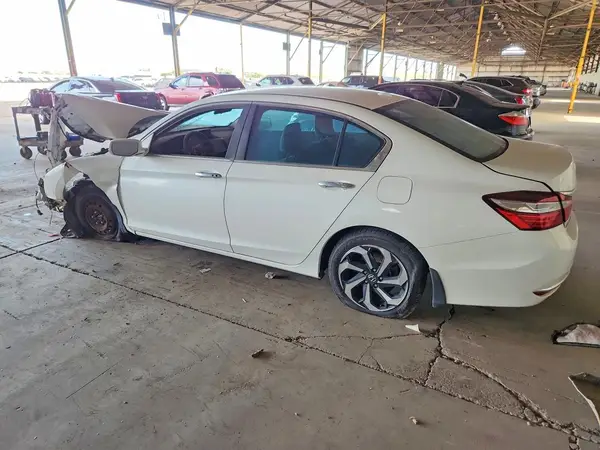 1HGCR2F76GA211308 2016 HONDA ACCORD - Image 2