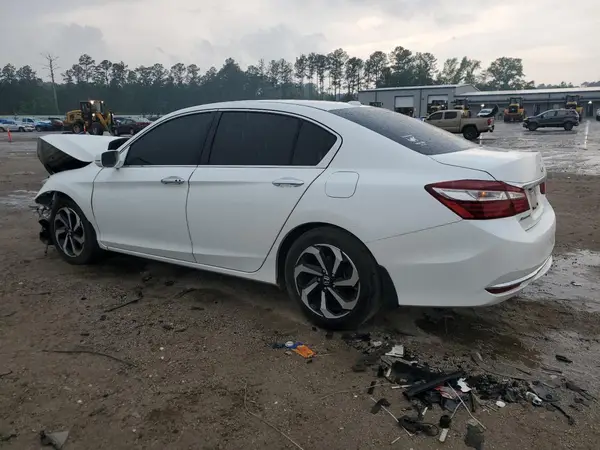 1HGCR2F76HA006217 2017 HONDA ACCORD - Image 2