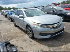 1HGCR2F76HA033997 2017 HONDA ACCORD