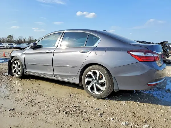 1HGCR2F76HA044367 2017 HONDA ACCORD - Image 2