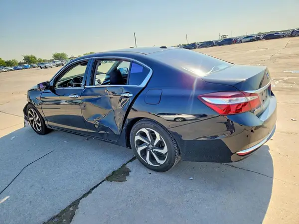 1HGCR2F76HA074565 2017 HONDA ACCORD - Image 2