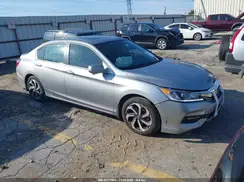 1HGCR2F76HA155405 2017 HONDA ACCORD