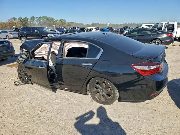 1HGCR2F76HA176366 2017 HONDA ACCORD - Image 2