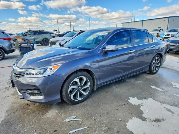 1HGCR2F76HA213836 2017 HONDA ACCORD - Image 1