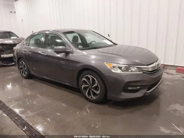 1HGCR2F76HA260249 2017 HONDA ACCORD - Image 1