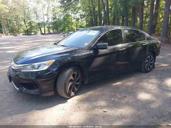 1HGCR2F76HA299097 2017 HONDA ACCORD - Image 2
