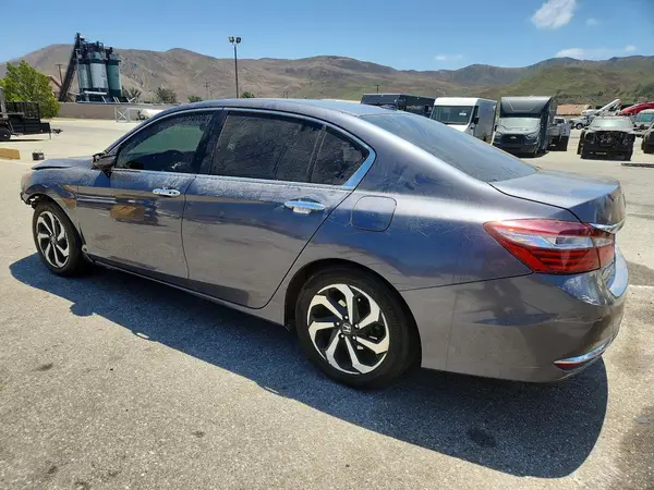 1HGCR2F77GA001610 2016 HONDA ACCORD - Image 2