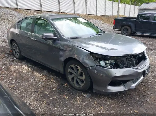 1HGCR2F77GA045915 2016 HONDA ACCORD - Image 1