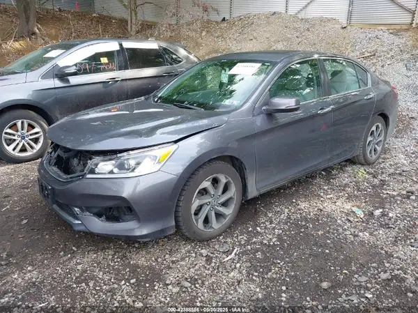 1HGCR2F77GA045915 2016 HONDA ACCORD - Image 2
